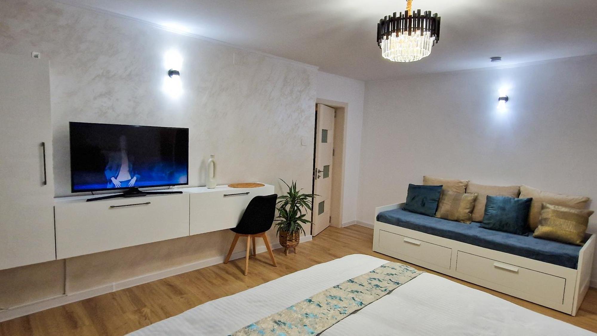 Central Modern View Ap Râmnicu Vâlcea Extérieur photo