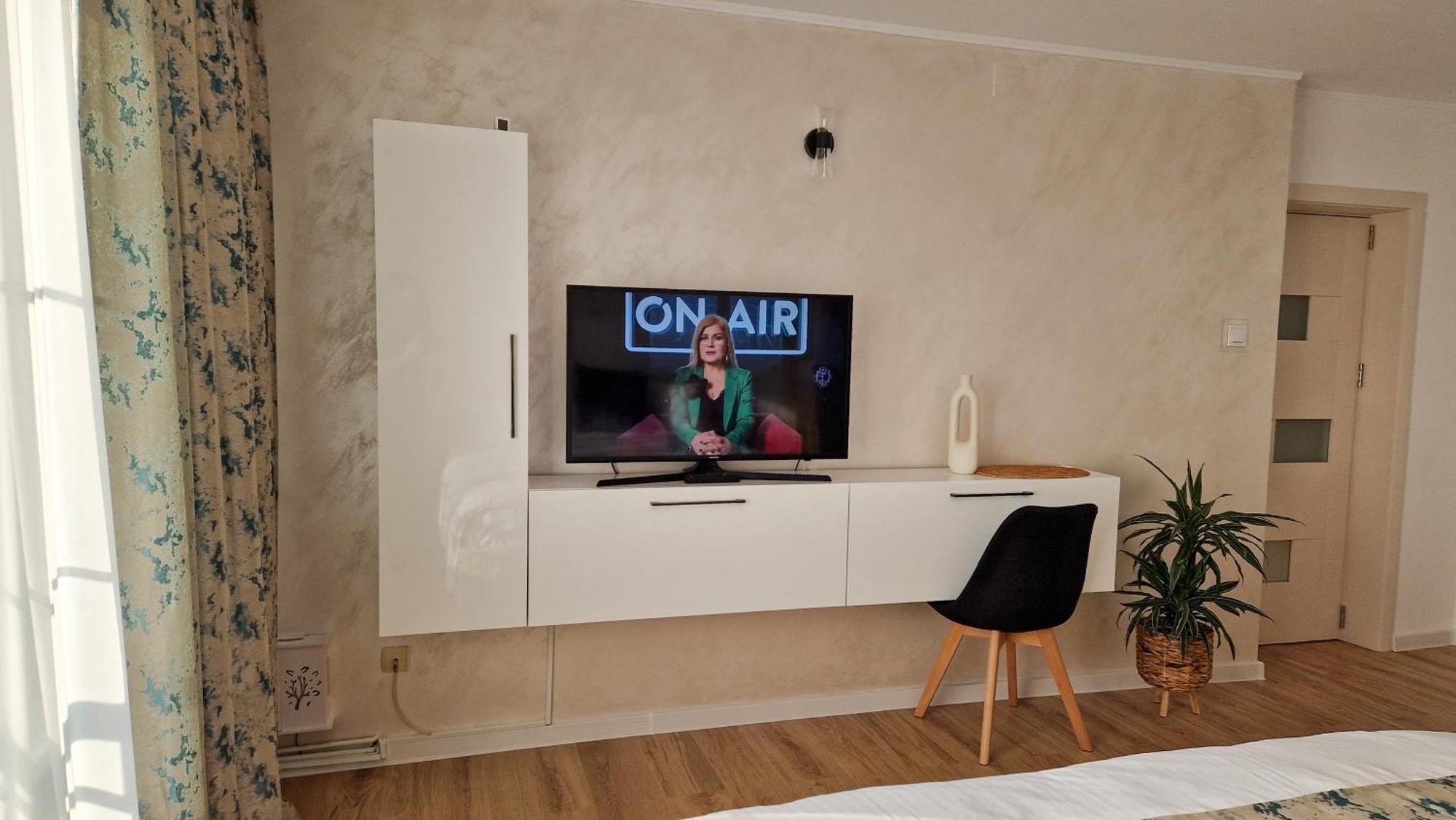 Central Modern View Ap Râmnicu Vâlcea Extérieur photo